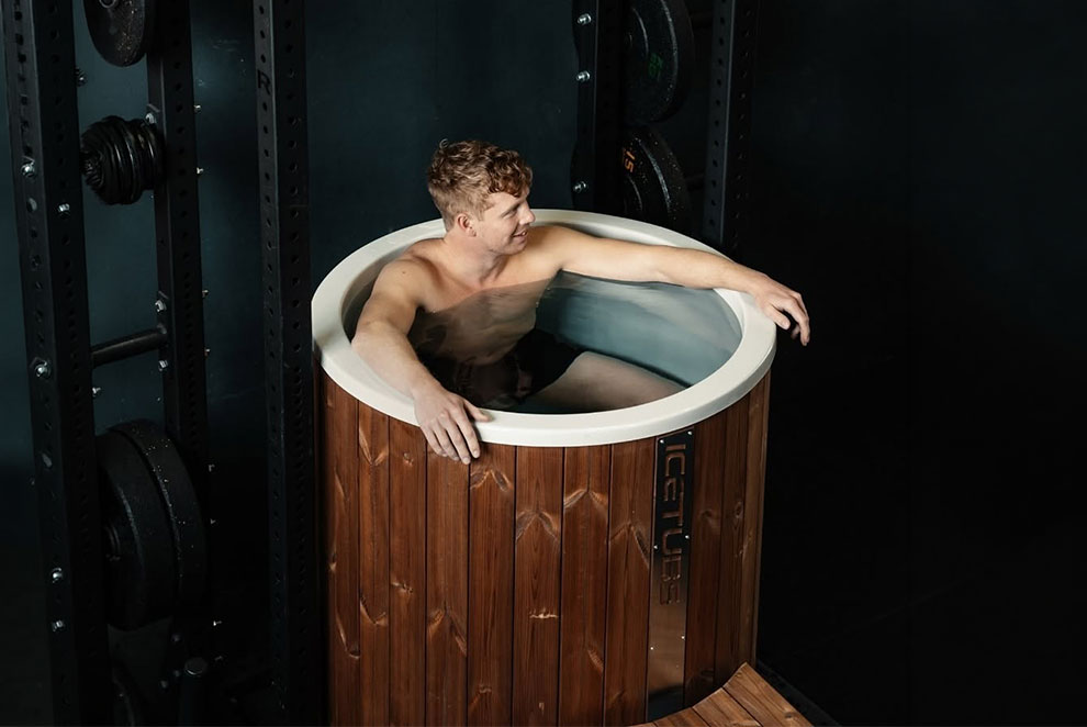 How to Keep Cold Plunge Water Clean Without a Chiller