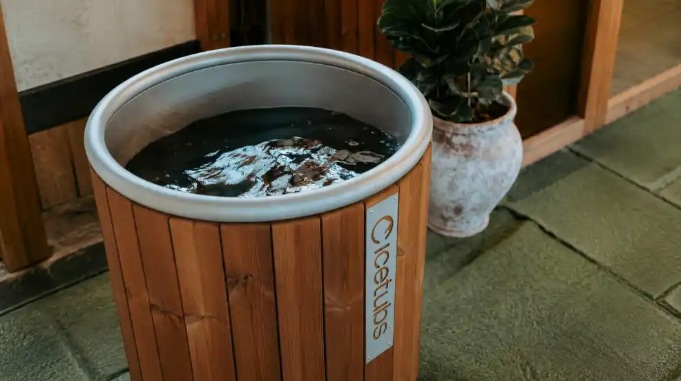 Cold Plunge for Anxiety and Stress: A Breath-Led Reset
