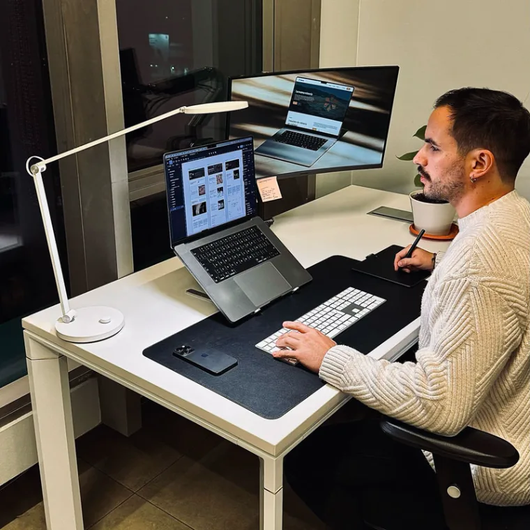Matías Otero Hameau, fundador de AMÓ Studio