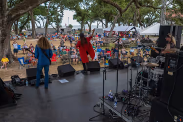 Cruisin the Coast Musical stage