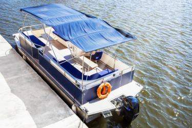 Boat Cruising rental