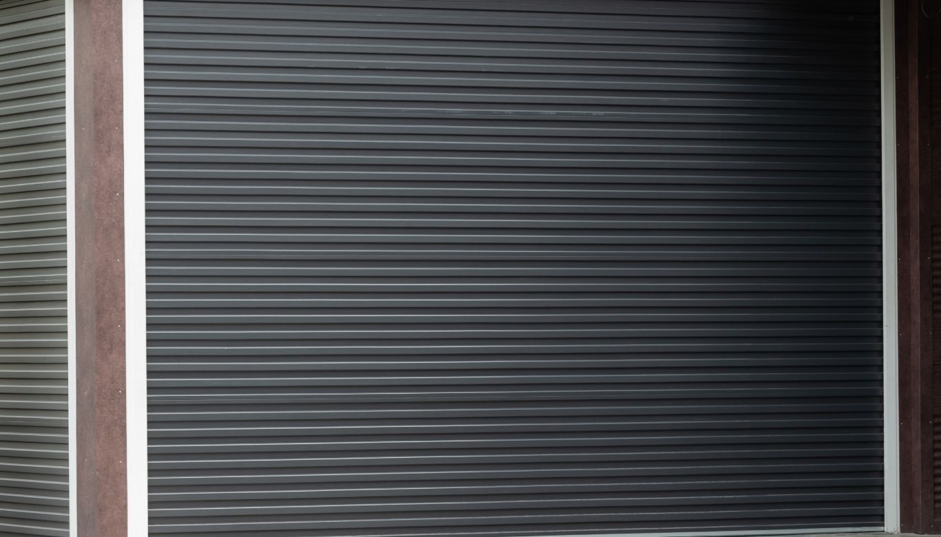 best paint for garage door​