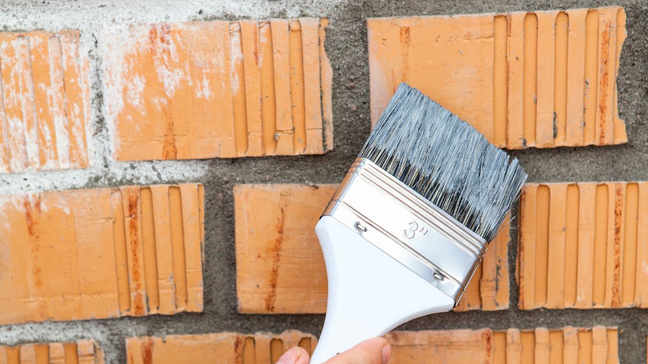 efflorescence on brick​