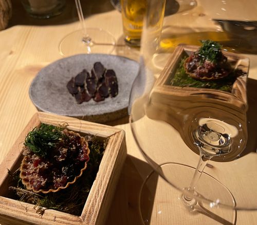 Oder Amuse Bouche im Moosbett