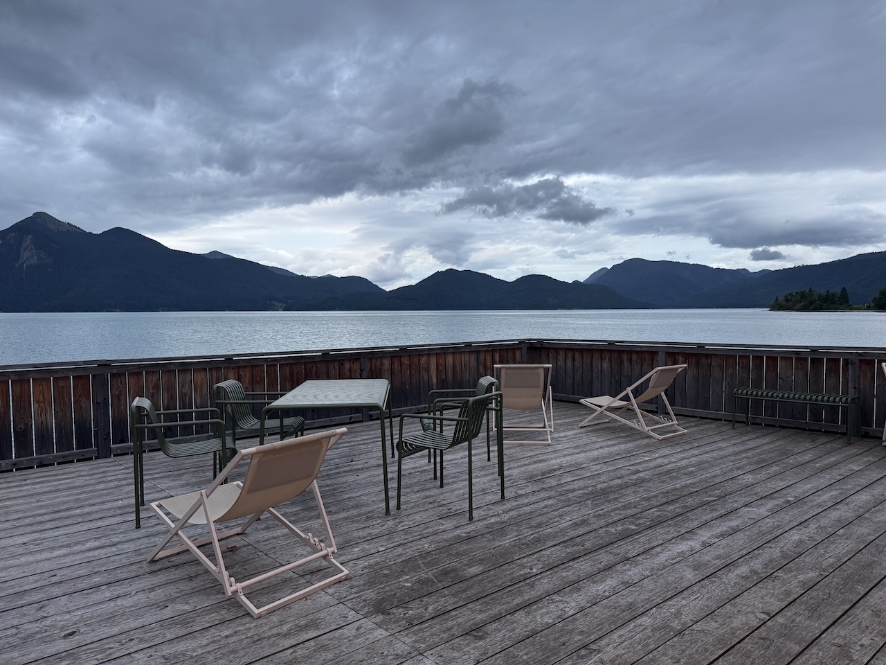 Privater Steg am See