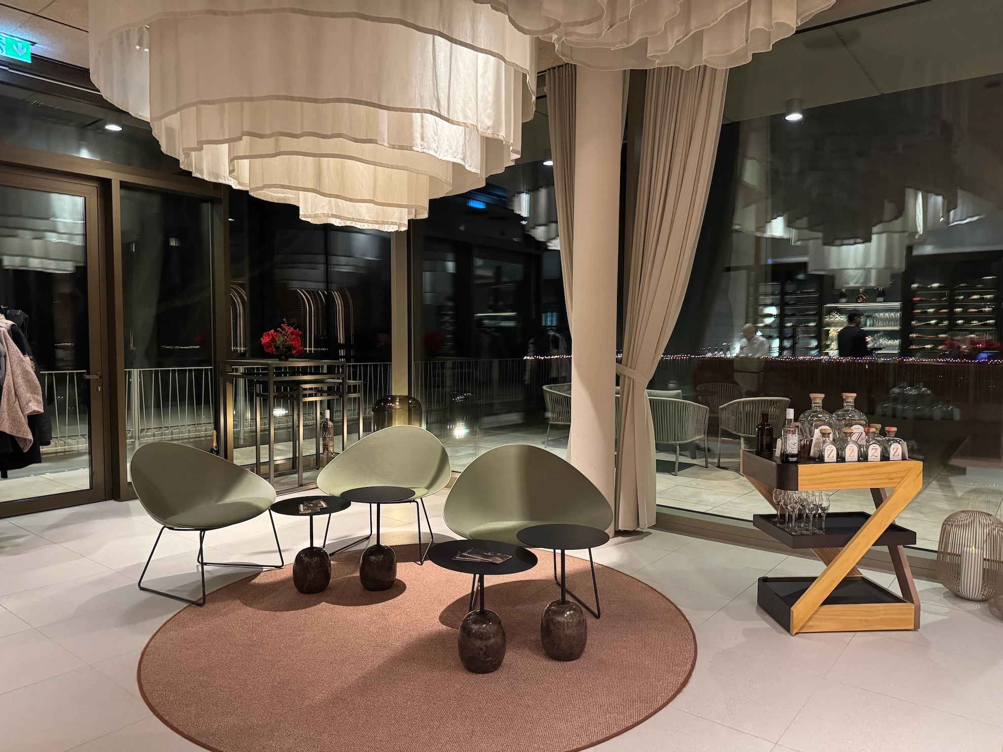 Die Leuchten im Haus sind Kunstwerke für sich