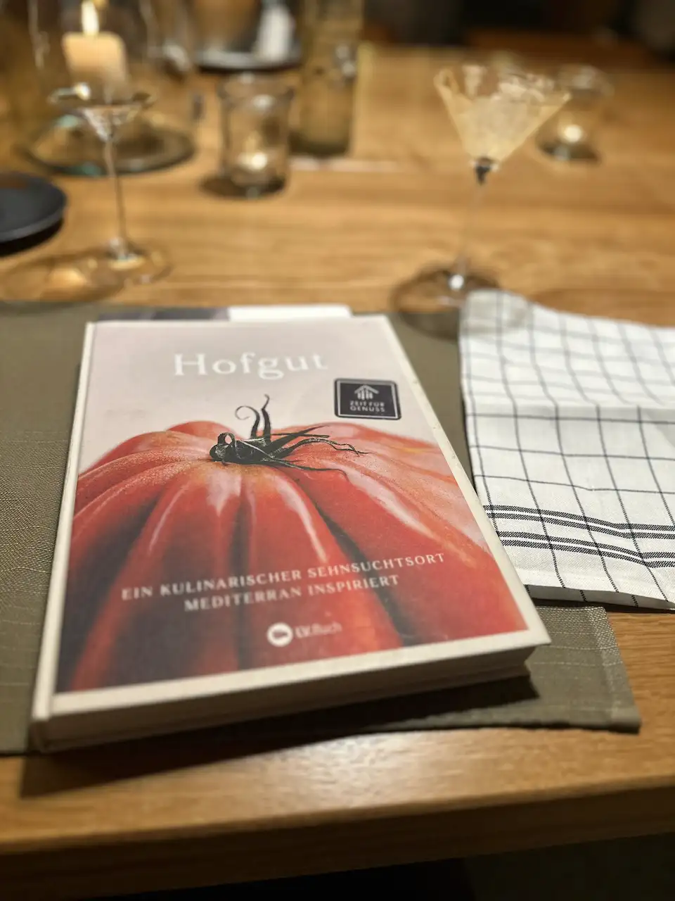 Erwin Rückerls Kochbuch "Hofgut - Ein kulinarischer Sehnsuchtsort mediterran inspiriert"