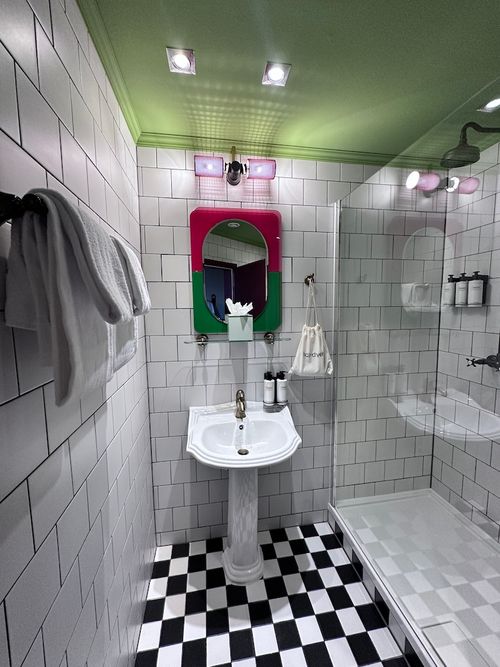 The Dean Berlin - Bad im Hotelzimmer