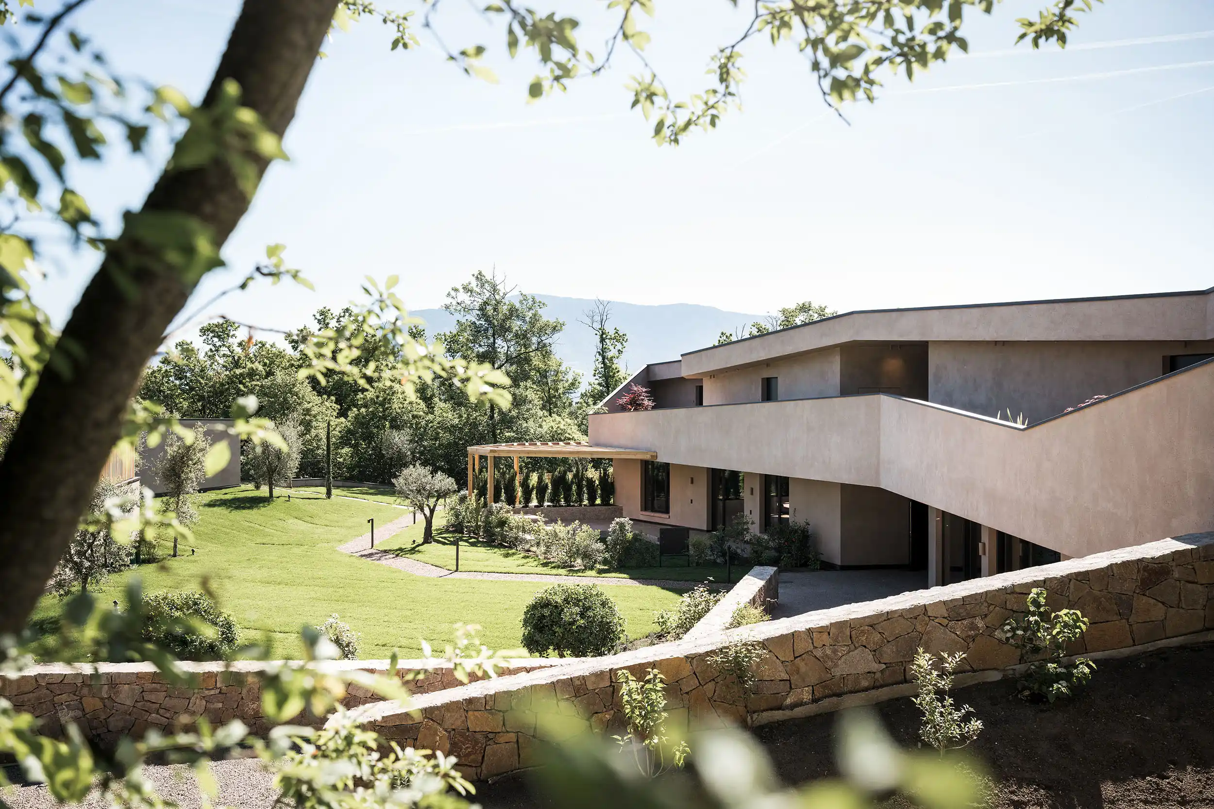 Die Rittstein Homes vom Stroblhof: asymmetrische Architektur