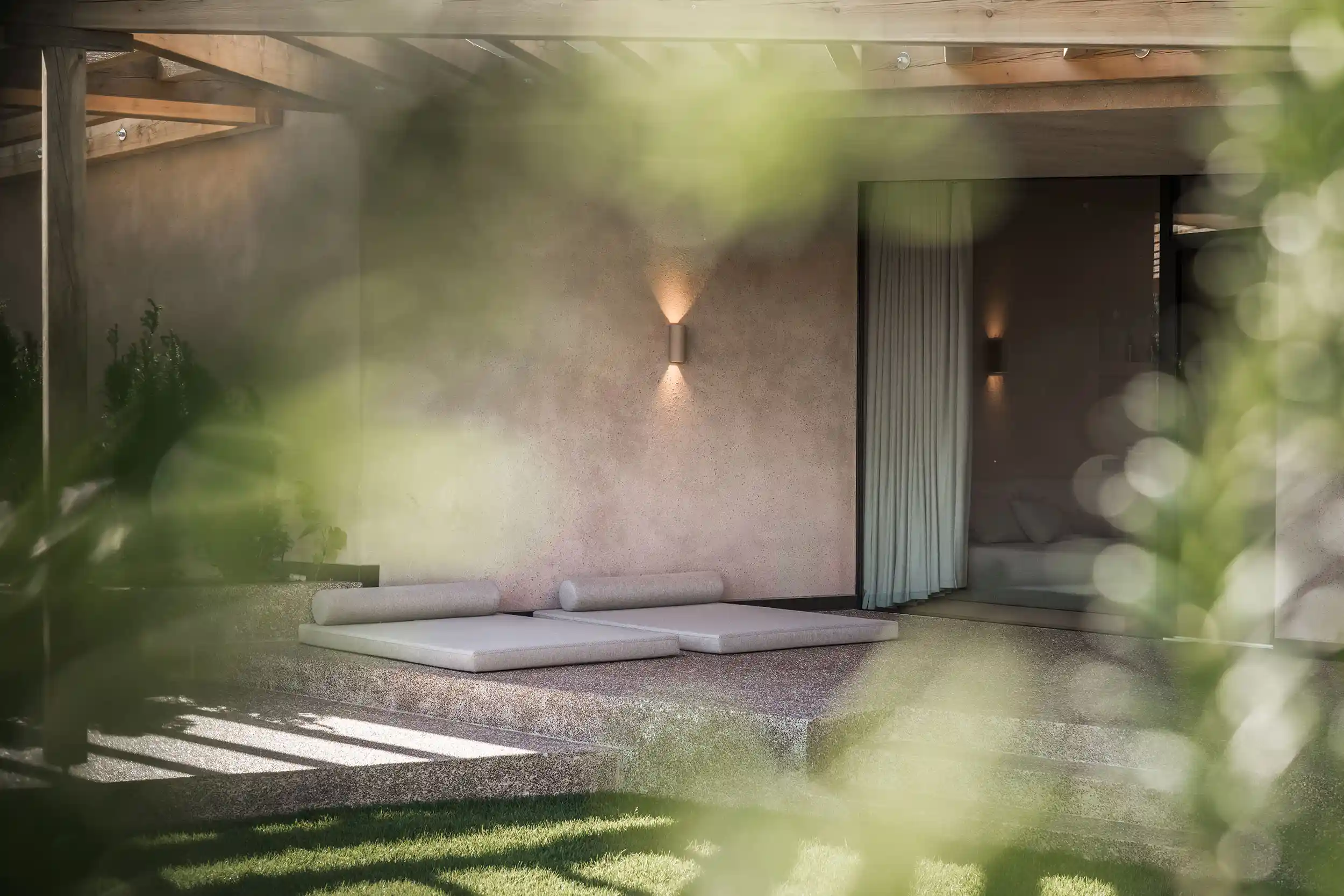 Absolute Privatsphäre: Die Rittstein Homes vom Stroblhof, im Garten Liegeflächen