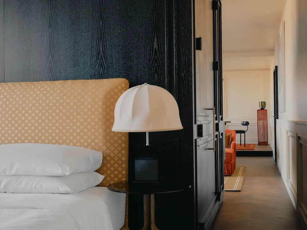 Schlafzimmer im The Dean Hotel Munich