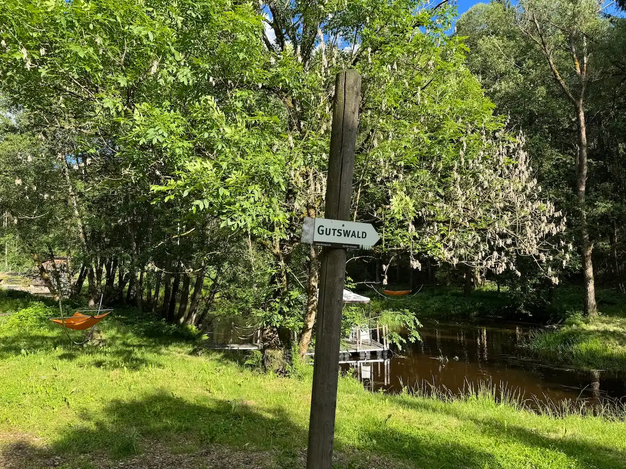 Der Forstgut hinter den Chalets