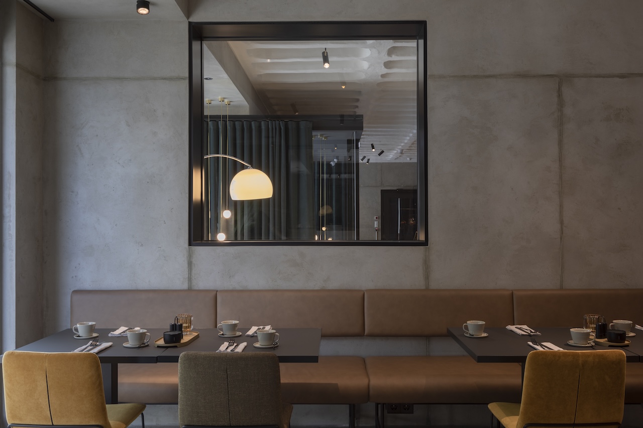 EMILU Stuttgart: Sitzecke im Restaurant Fritz