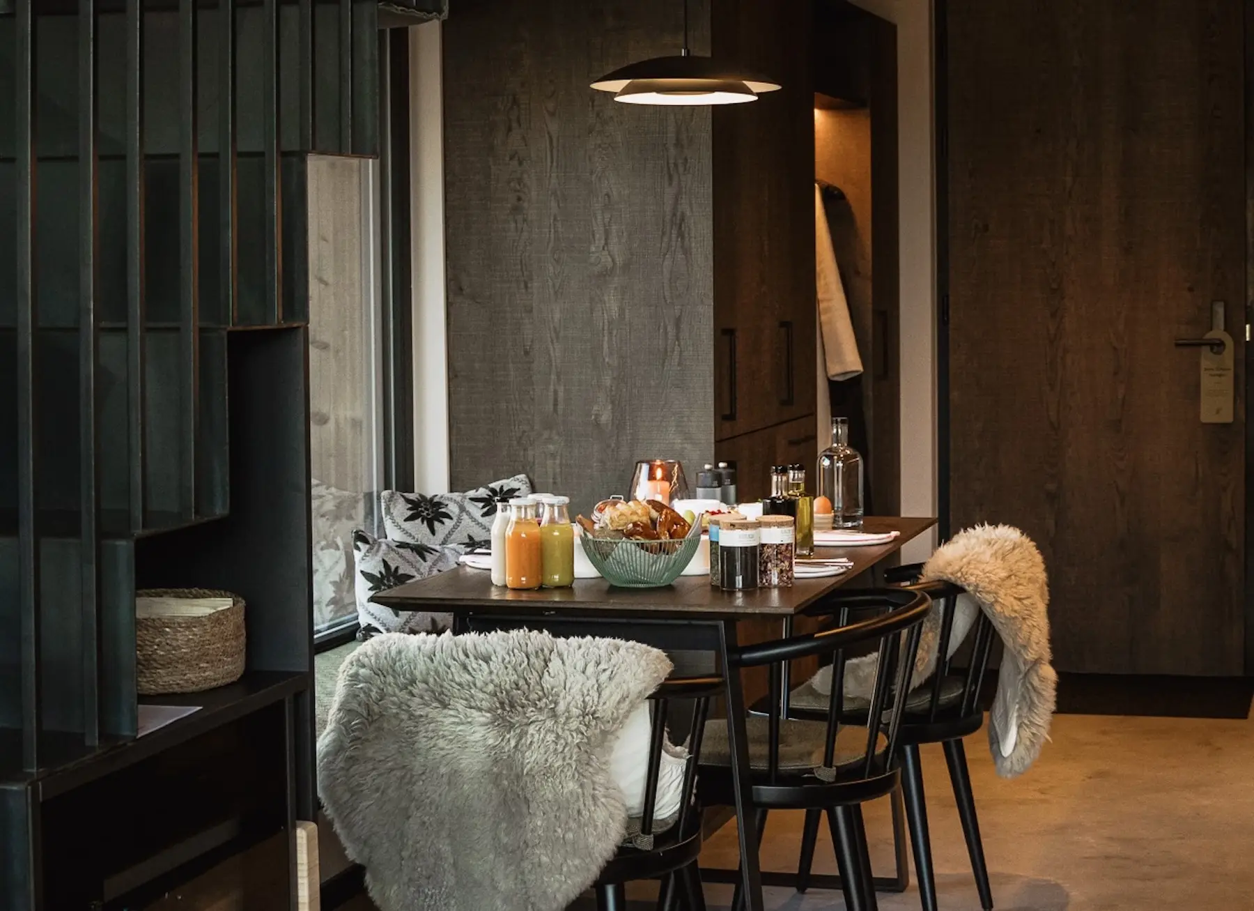 Frühstückstisch in den Agrad Chalets || © Agrad Chalets