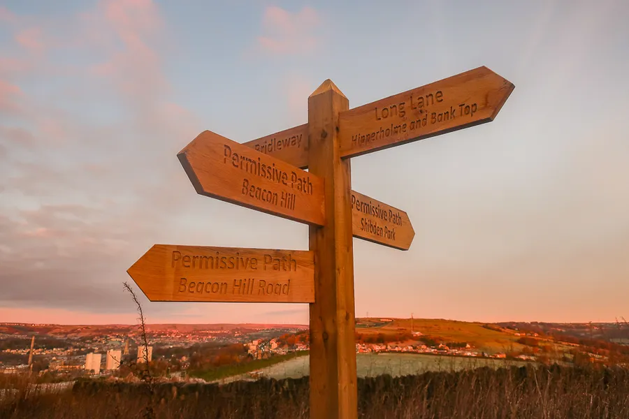 The signposts up at the meeting of ways