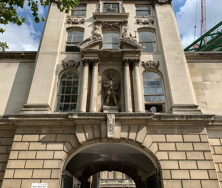 Henry VIII Statue, Smithfield