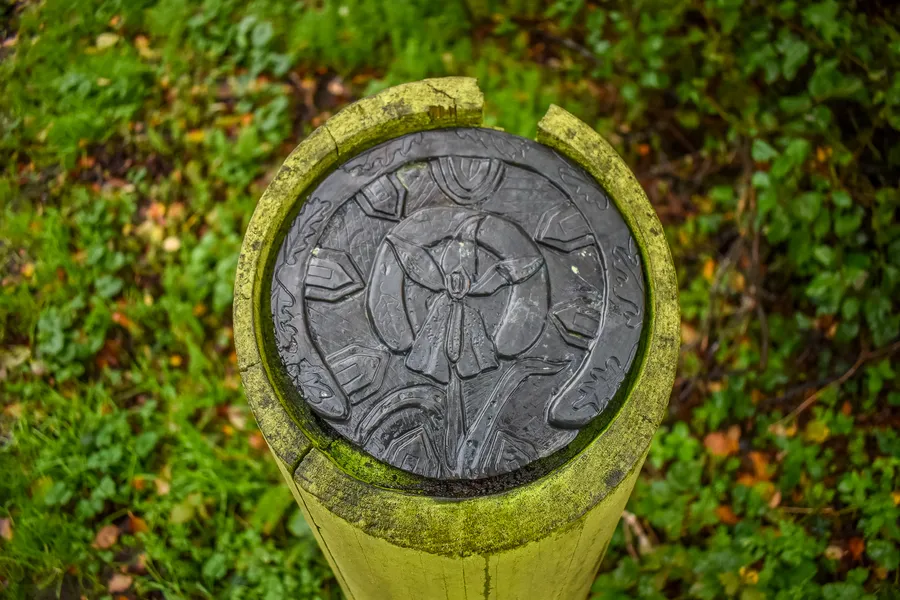 Dandelion Logo along Boudicca’s Way