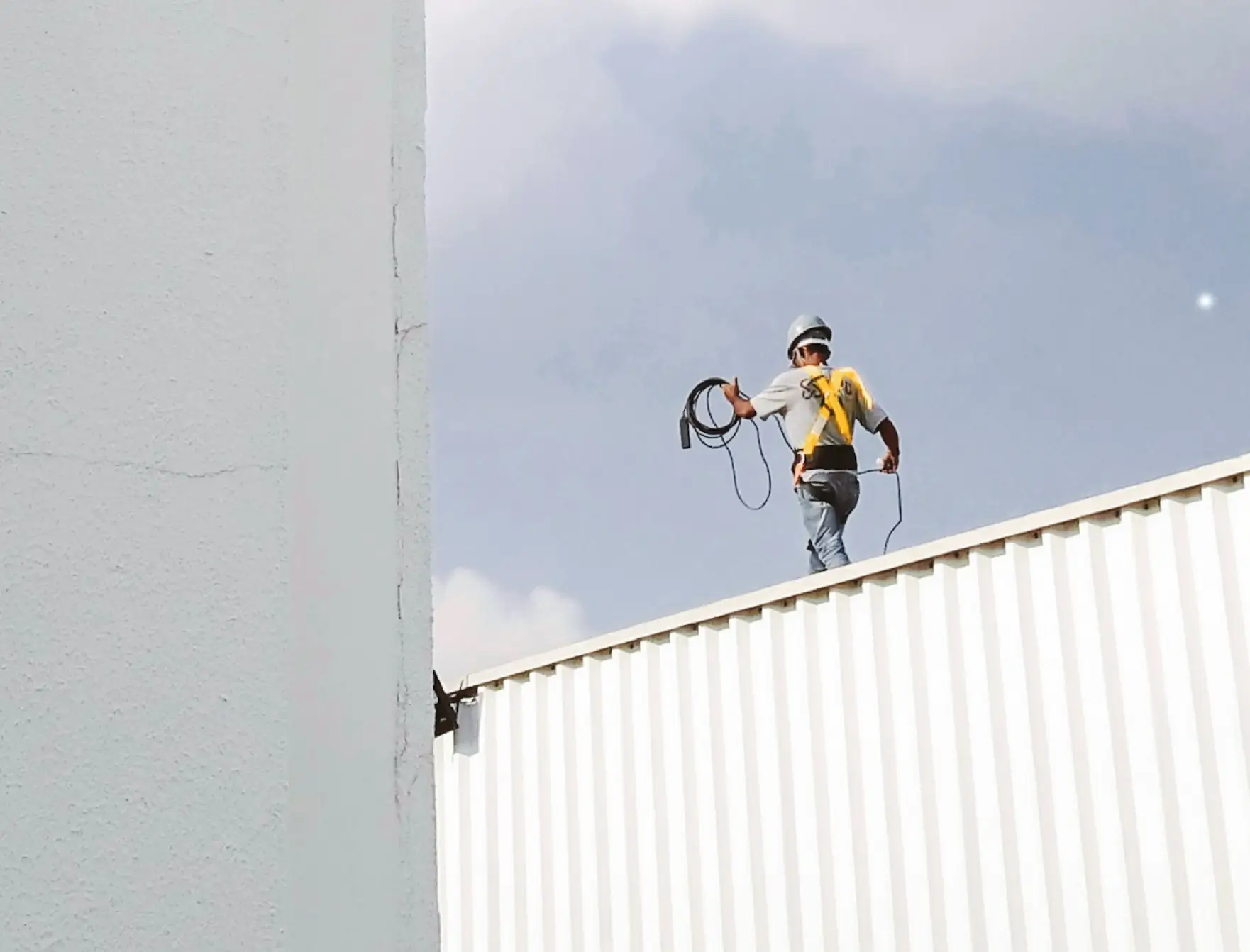 Sunollo expert conducting free home energy assessment