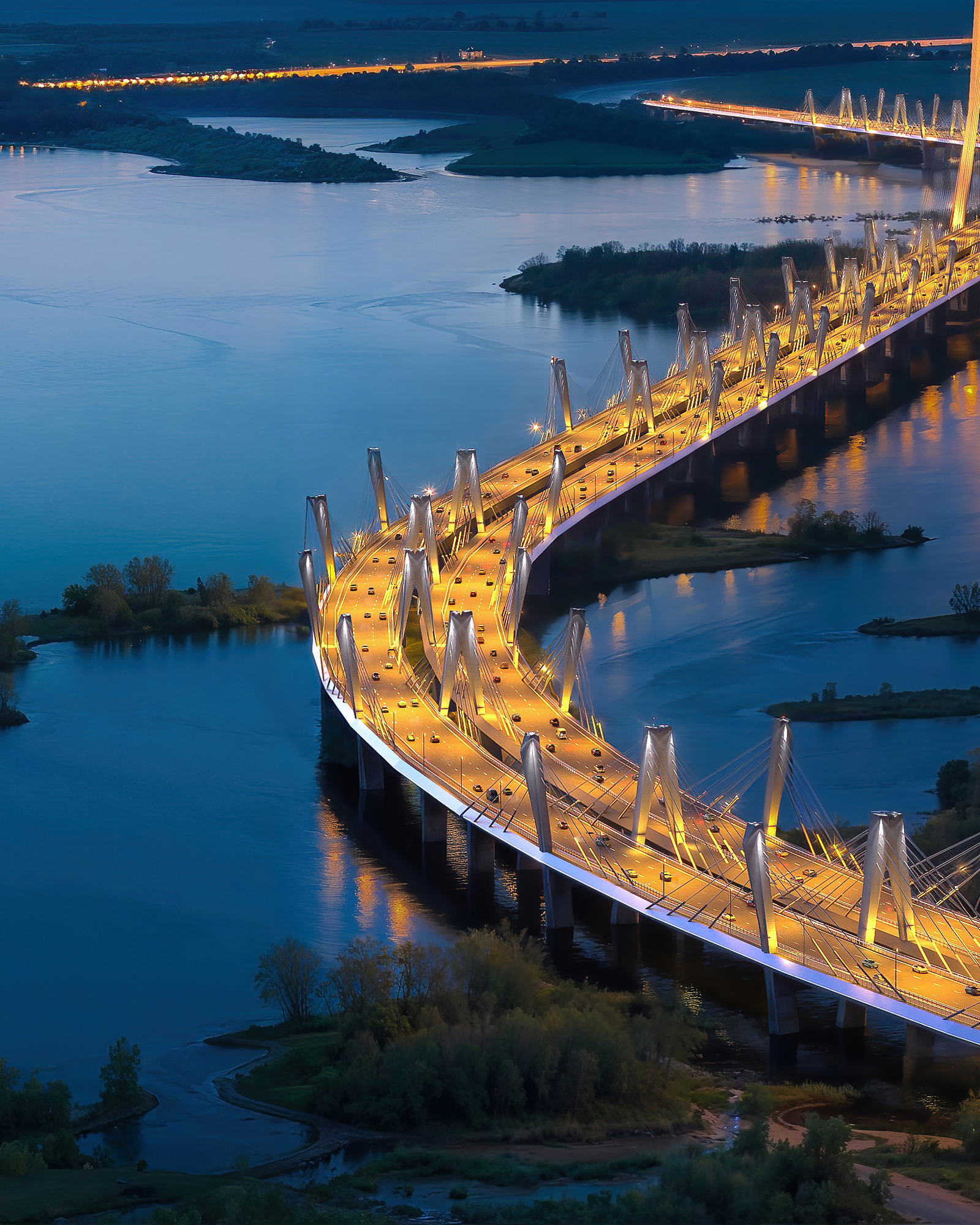 Dnipro Bridge, Ukrainka
