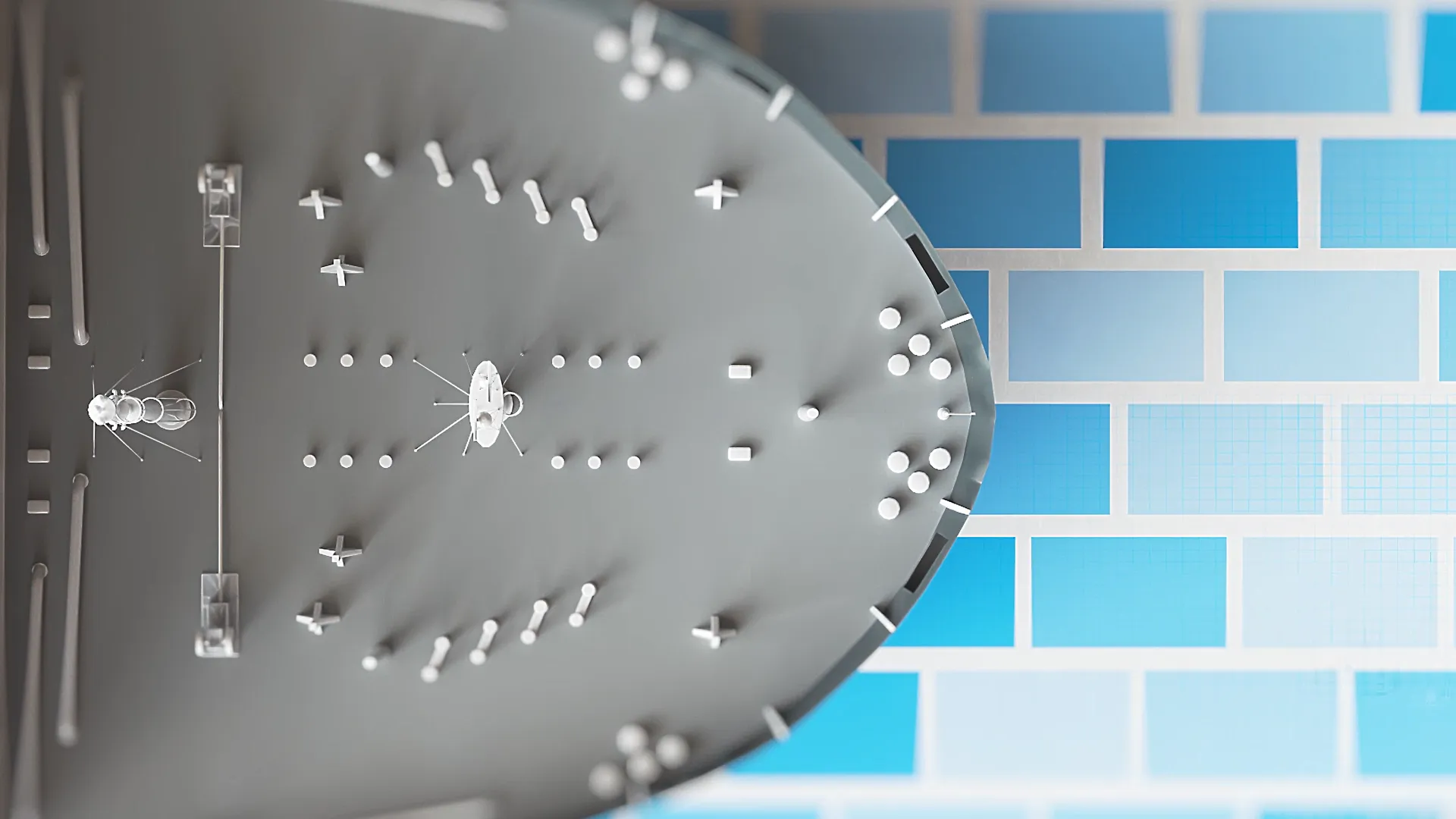 3D-Modell einer Schiffsbug-Ansicht mit technischen Details, im Hintergrund blaues Kachelmuster.