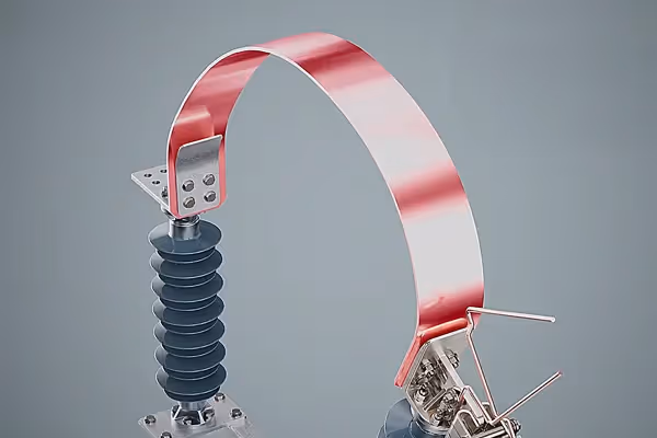 3D Animation einer technischen Komponente mit rotem Metallband und Isolator – detailreiche industrielle Visualisierung zur Demonstration präziser Technikprozesse, erstellt von einer professionellen 3D-Animationsagentur.