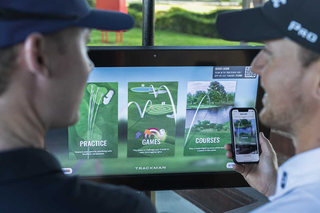 Practice like a pro at The Wychwood Golf Club’s 20-bay TrackMan Driving Range in Lyneham near Chipping Norton. Cutting-edge tech in the Cotswolds