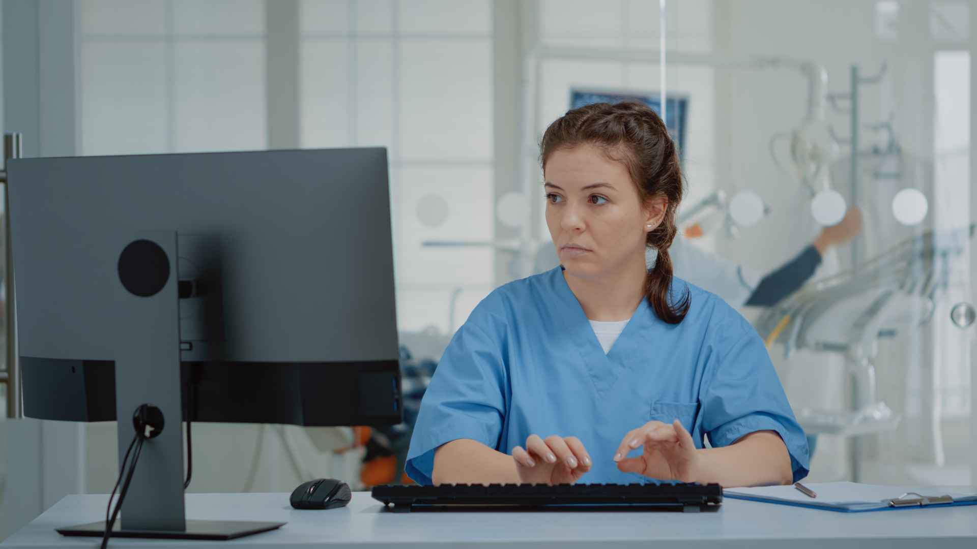 ¿Qué funcionalidades debe tener un software dental moderno?