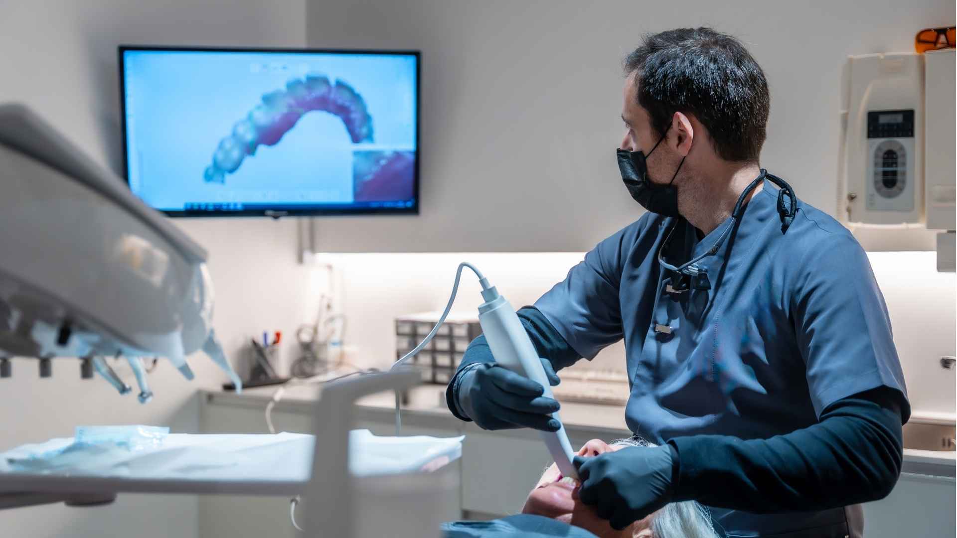 La Ley 21.719 en tu clínica dental: qué cambia y qué ya está resuelto con Dentalink