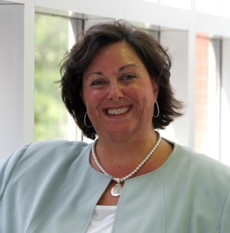 Robyn M. Minton-Holmes