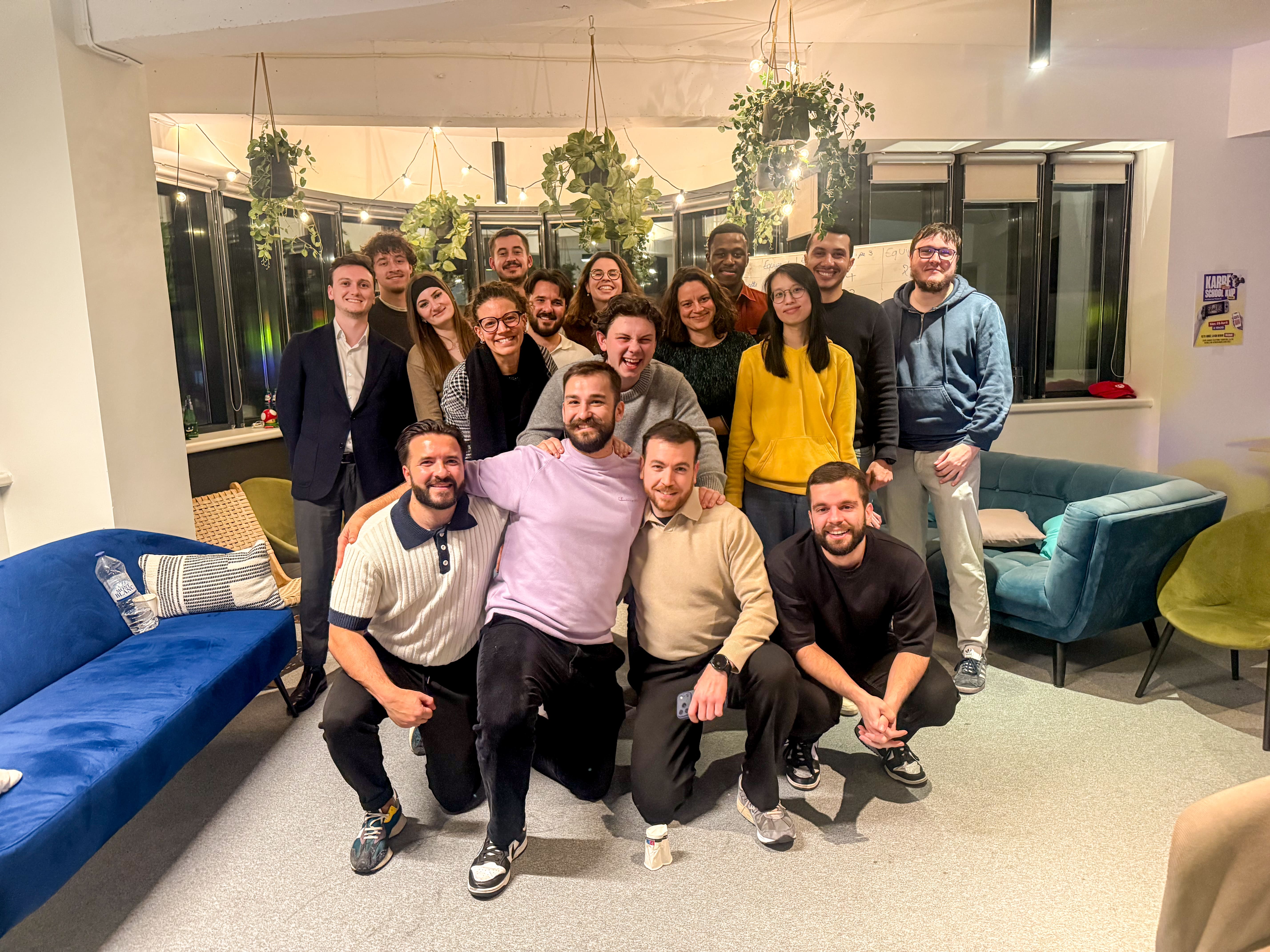 Des membres Karré pour un afterwork blindtest