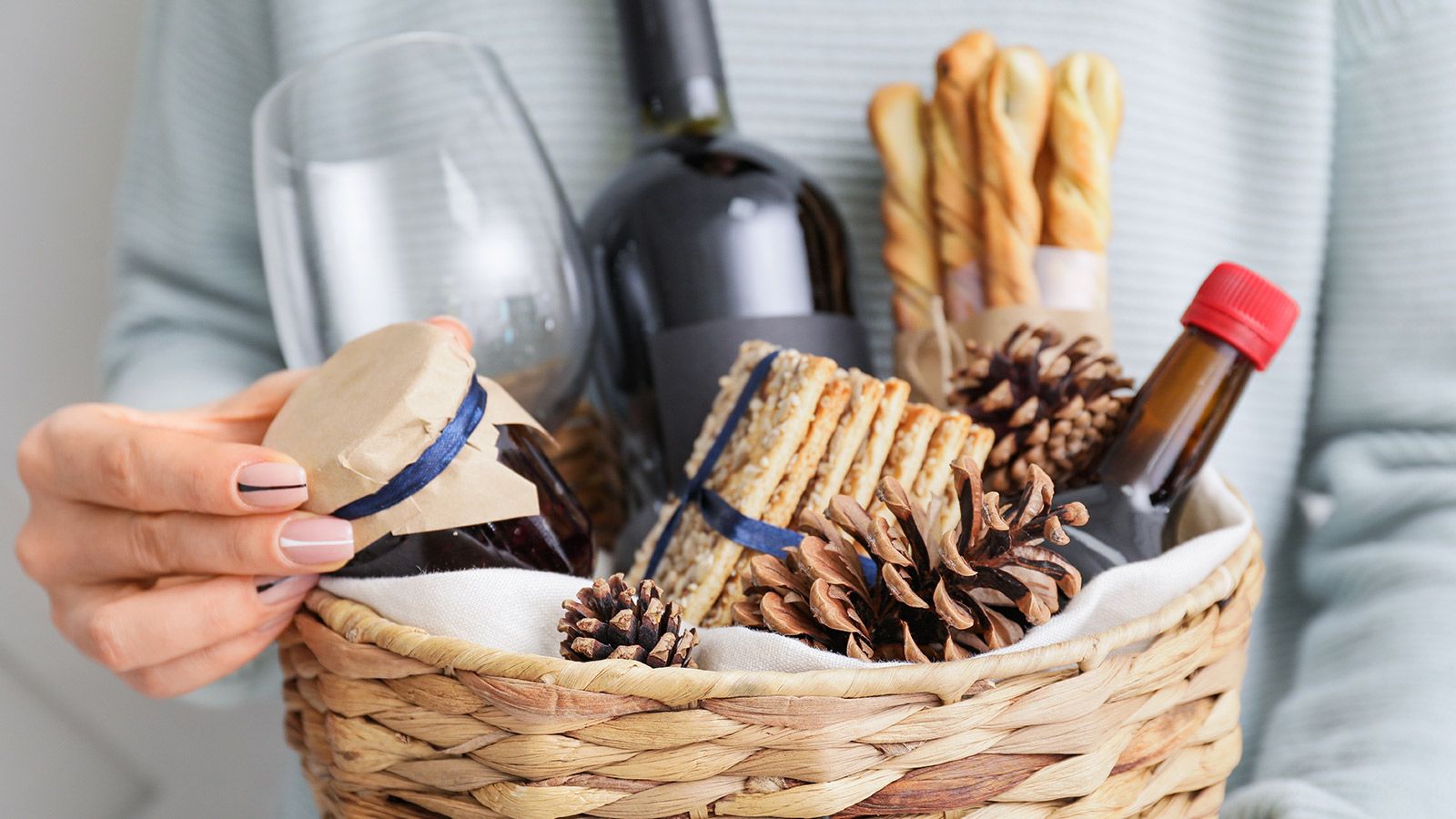 How to Ship a Gift Basket