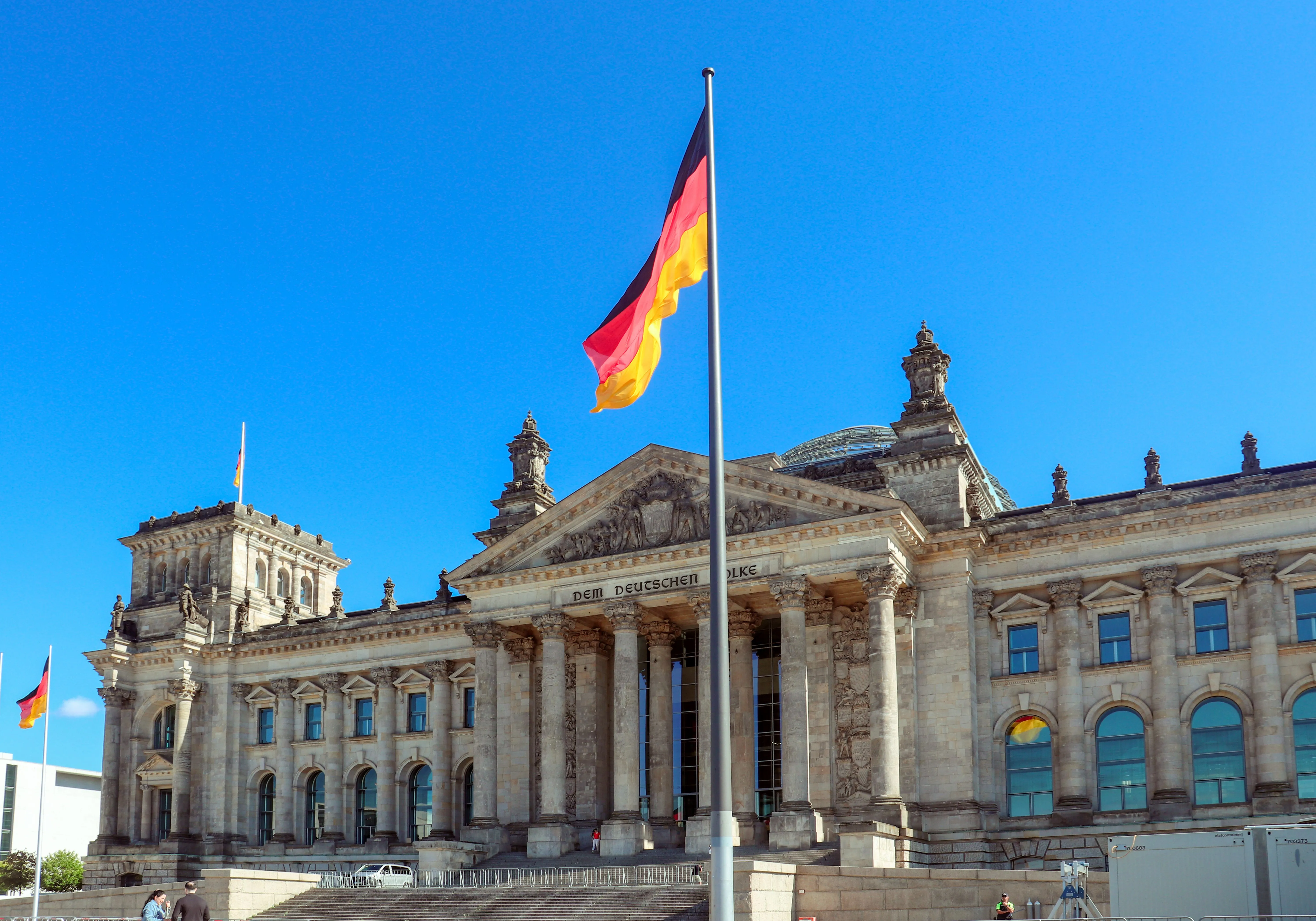 VAT on Shipping Costs to Germany: US, UK, and EU Rules for 2026