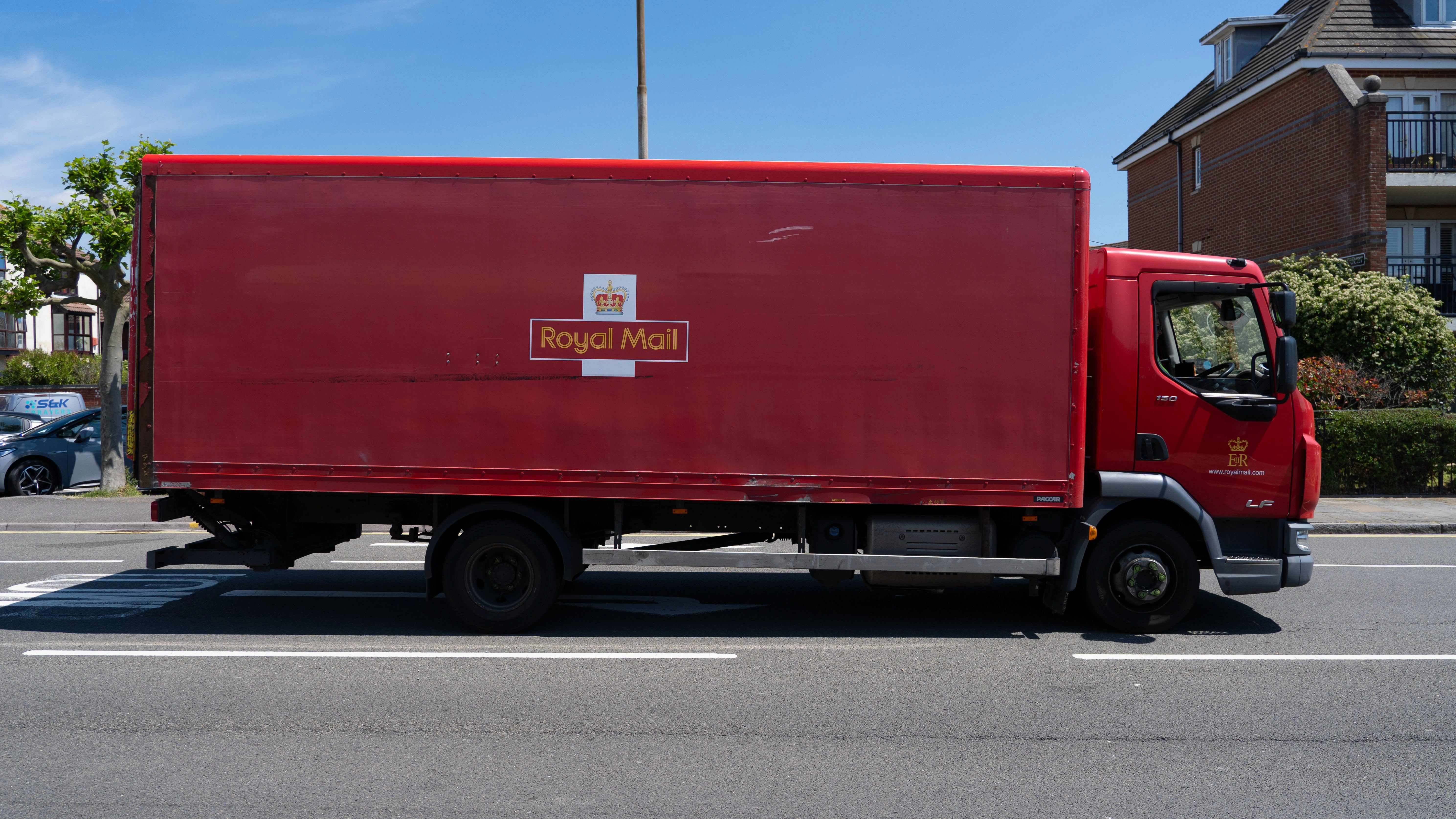 How to Integrate WooCommerce with Royal Mail: Step-by-Step Setup, Rate Calculation & Automation Guide