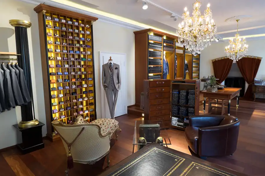 Hochzeitsanzüge von Triple AAA