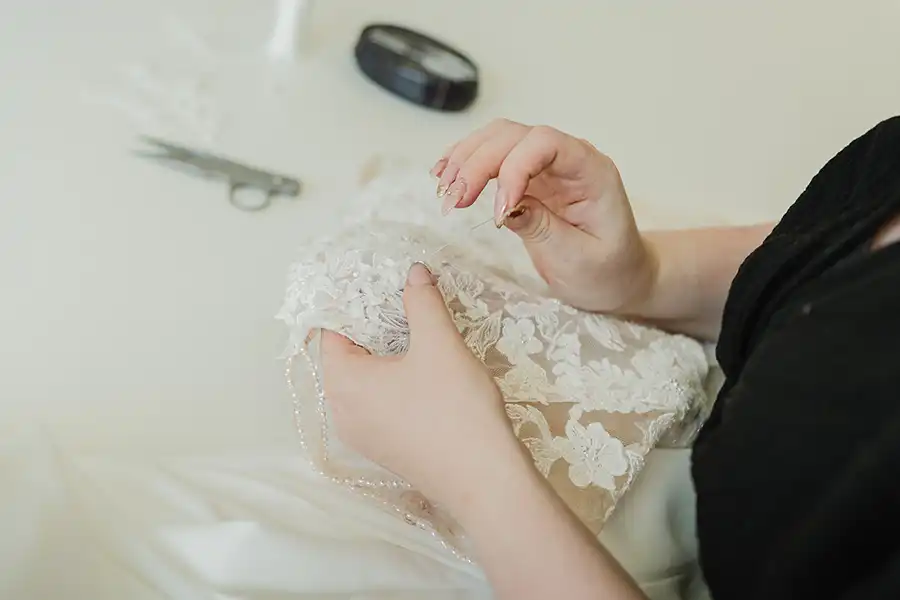 Brautparadies | Brautkleider & Co.