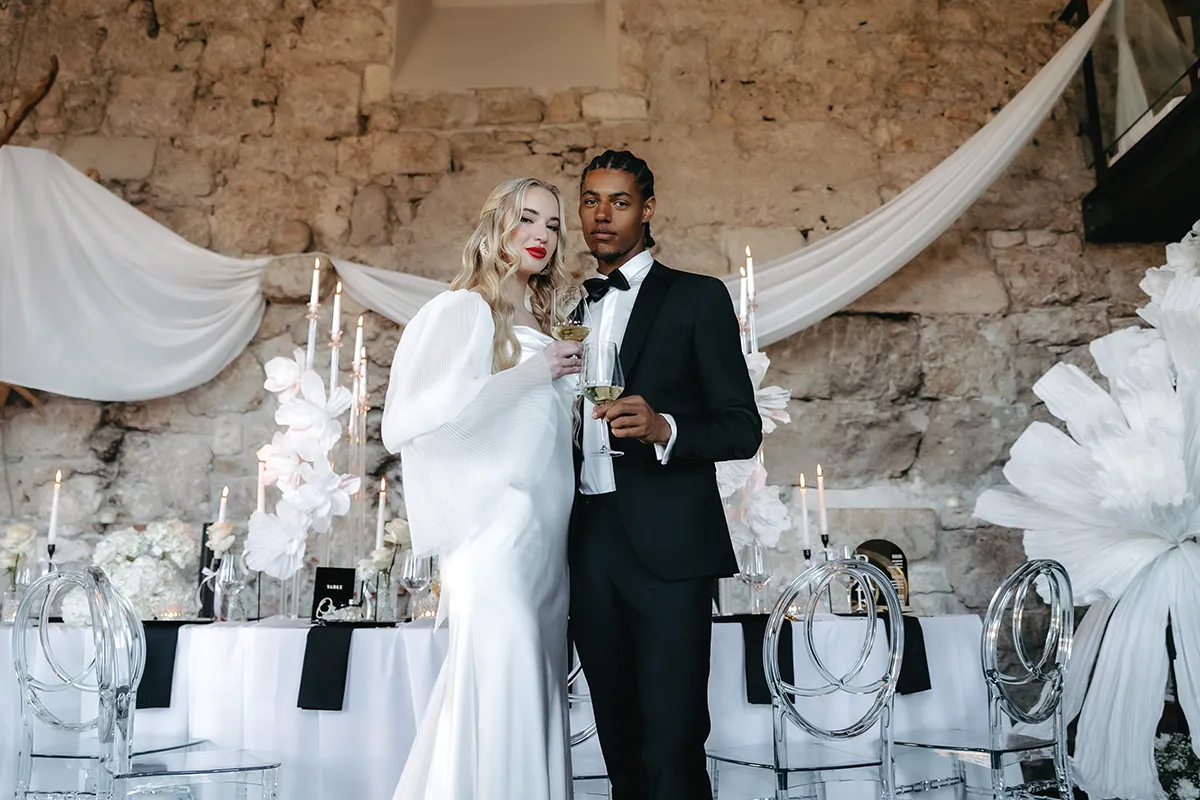 Elegante & moderne Hochzeit in Schwarz und Weiss