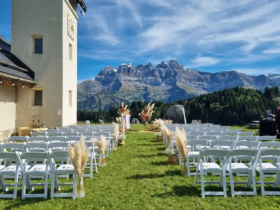 Hochzeitsdekoration & Möbel von Ekip Event