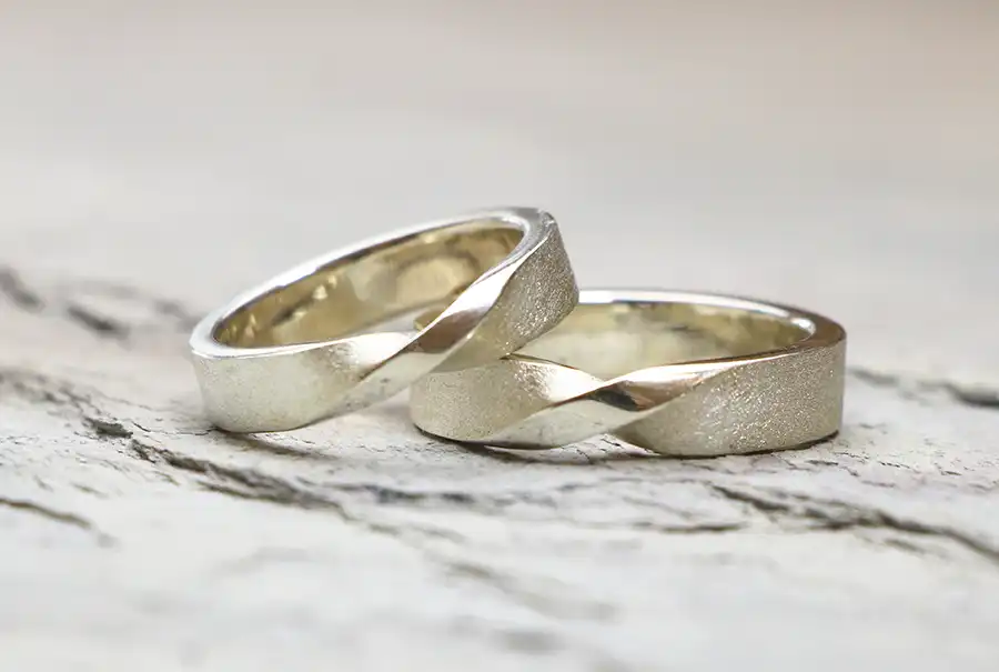 Eheringe & Schmuck von «einzigartig kreativ»