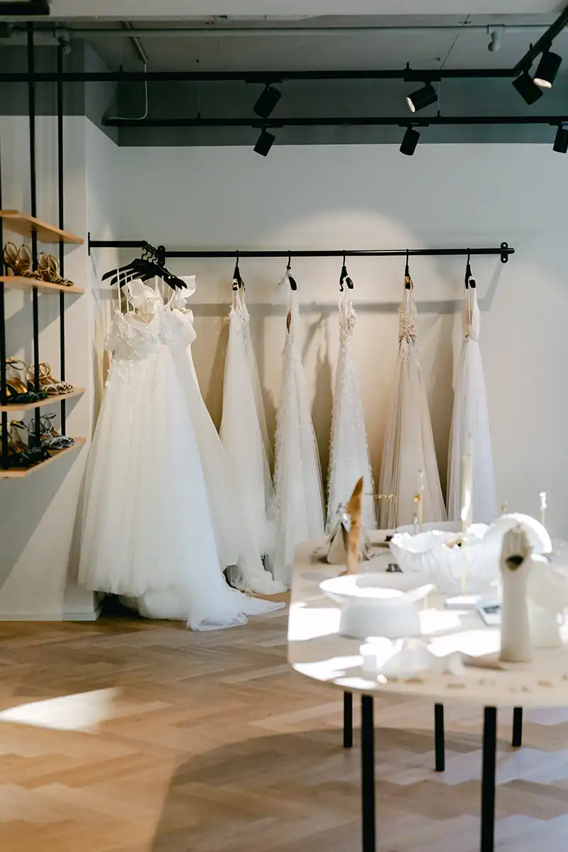 isaBELLE Brautboutique | Hochzeitskleider & Accessoires