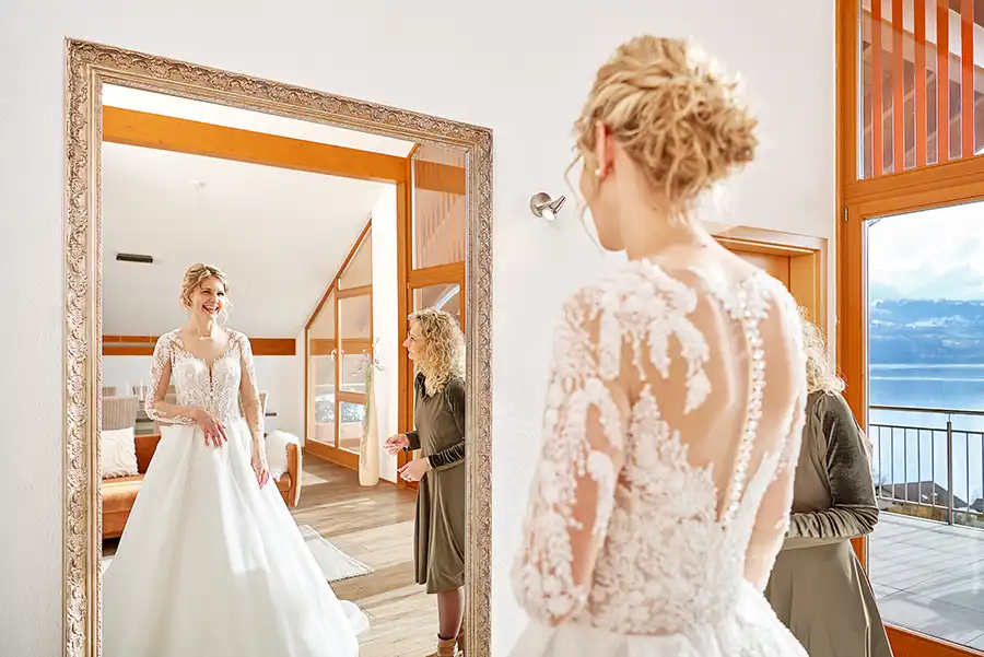 Hochzeitskleider von Brautatelier Seidenliebe