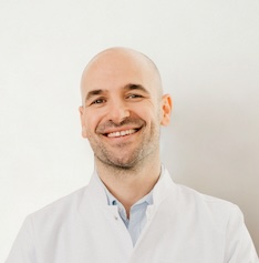 Dr. med. Timur Aslan