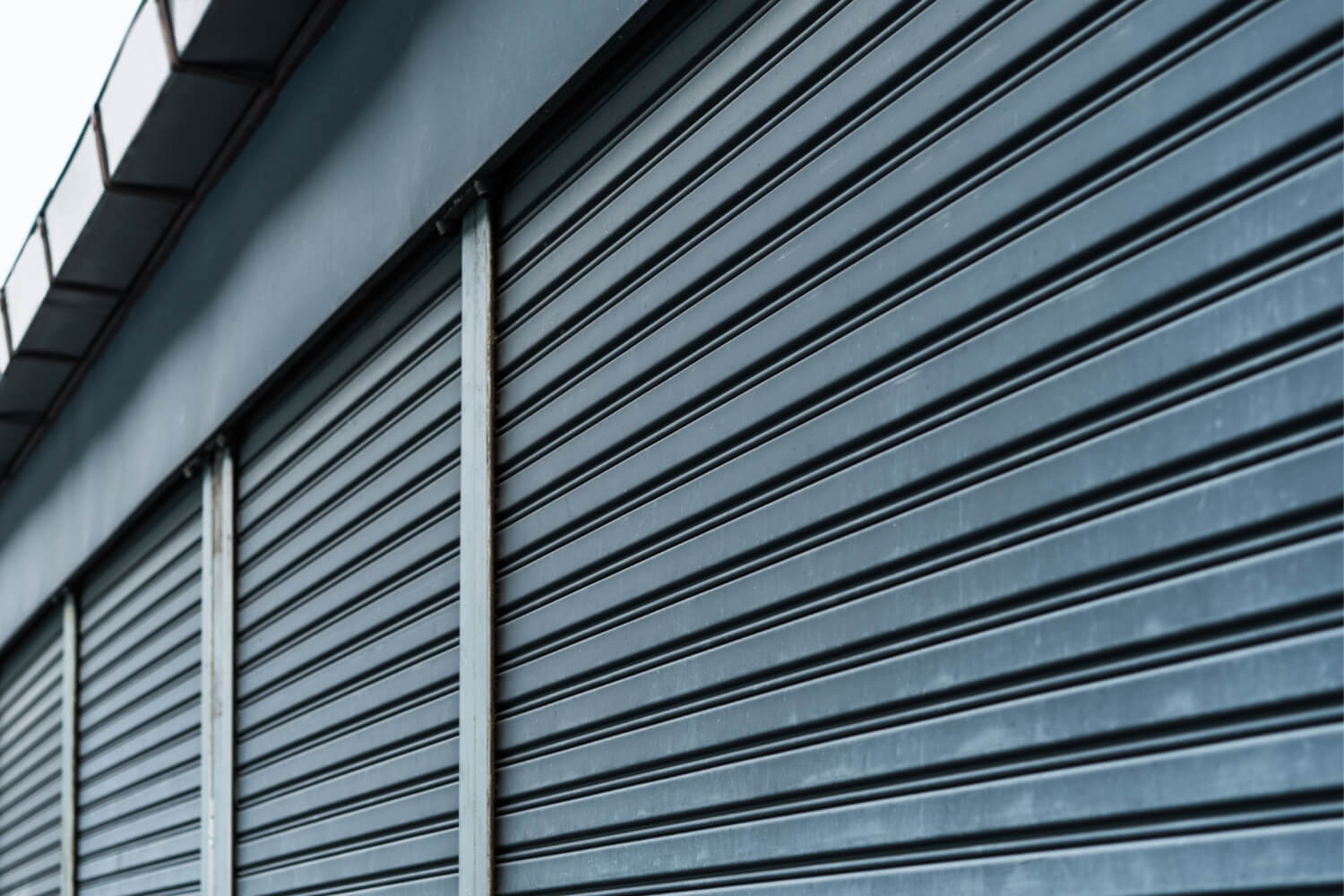 Rolling security shutters