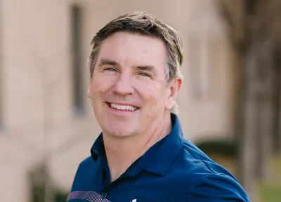 Photo of Brandon Hess