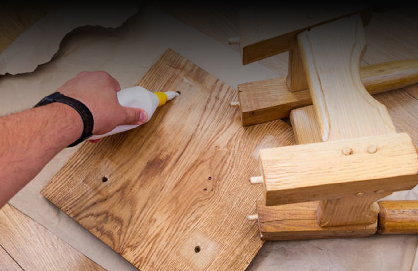 Contact adhesive for furniture