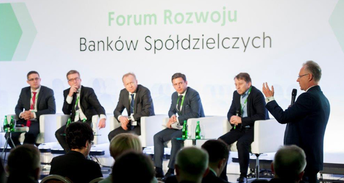 Forum for the Development of Cooperative Banks - banks in the era of new technologies