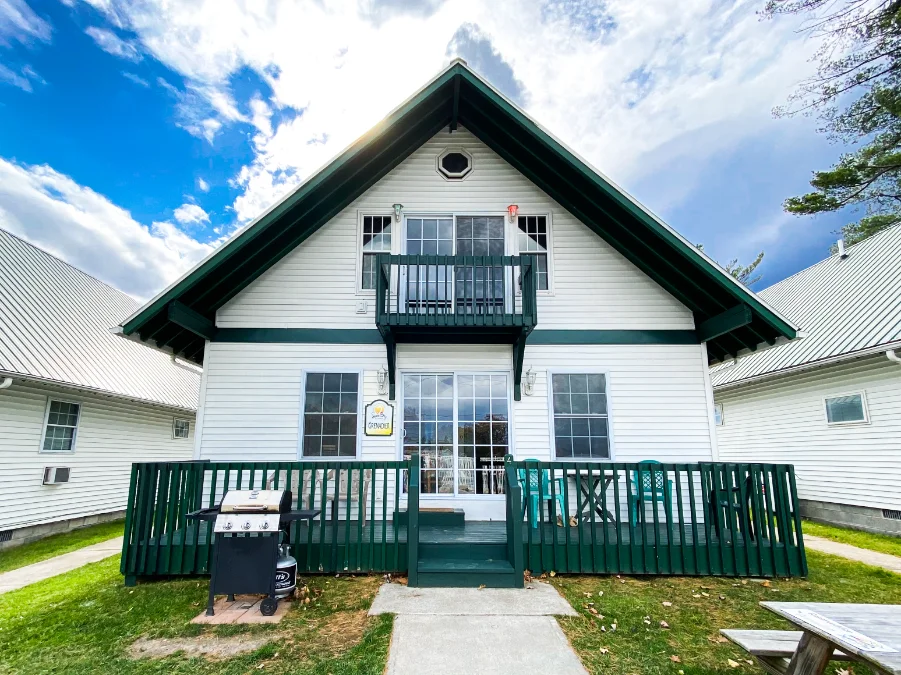 Chalet at Swan Bay Resort