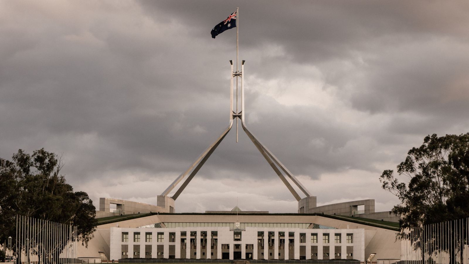 What the 2026 Australian Budget actually means for Aussie expats