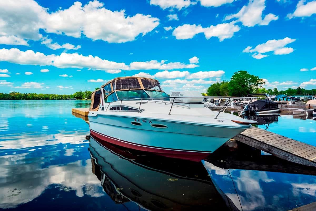 1989 Sea Ray “Floating Cottage” 