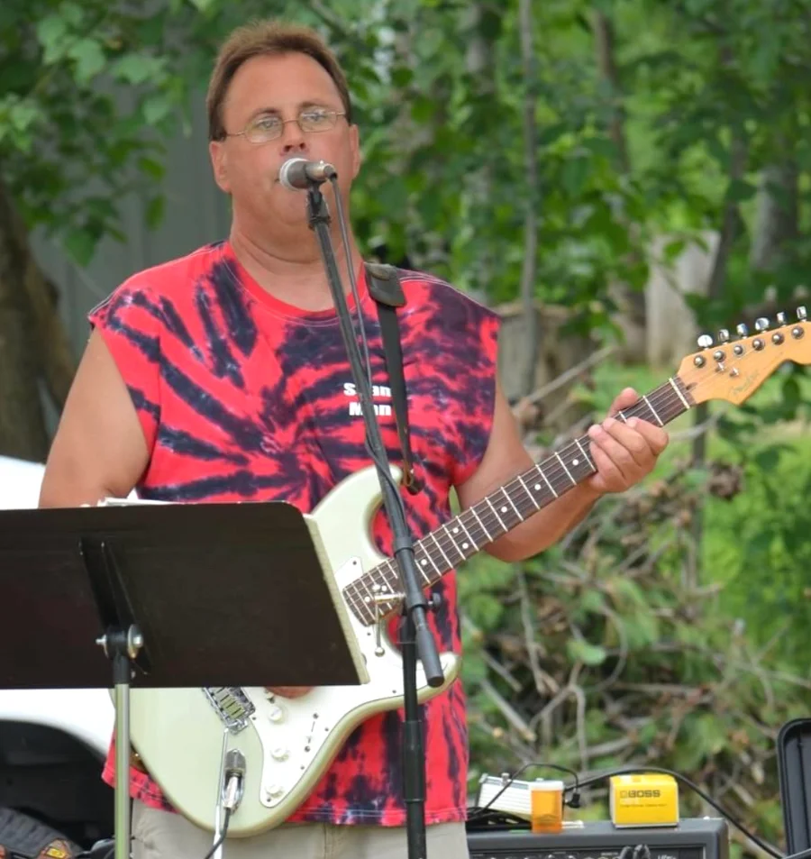 Live Music by Dave Scanlin 2024: Soulful performance by the water at Why Knot Tiki Bar.