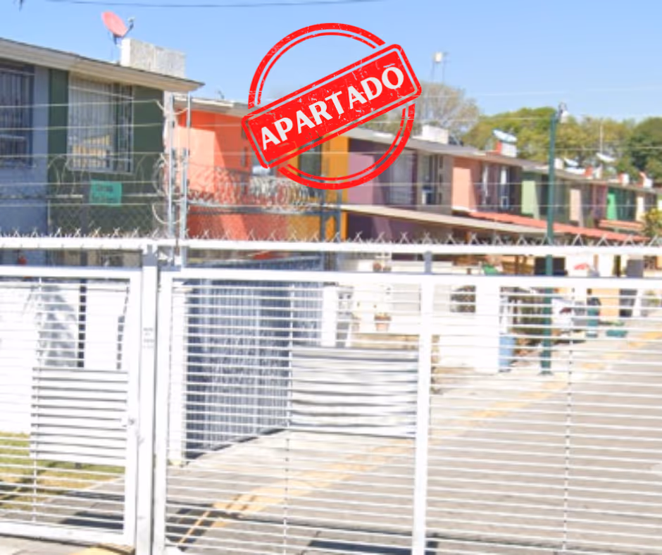 ID: 1144 APARTADO REMATE CASA EN RESIDENCIAL ANTURIOS, COL. LA JOYA, CUAUTLANCINGO, CALLE XALATL EXT 84